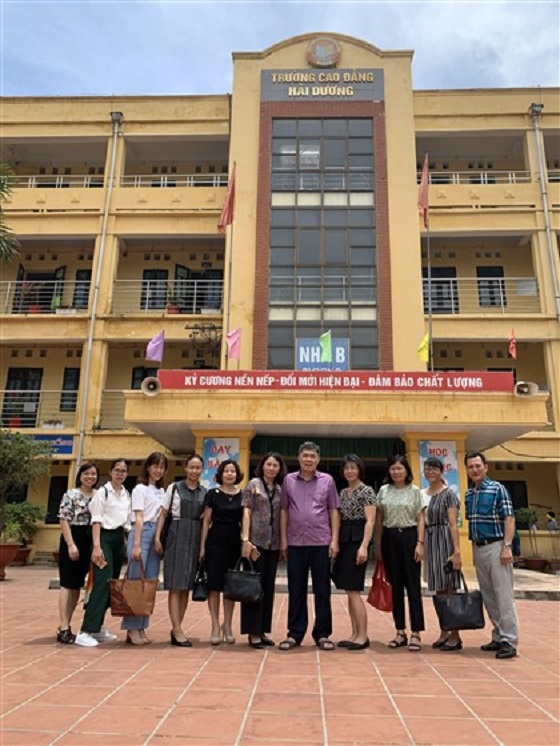 Trường Cao đẳng Cộng đồng Hưng Yên thăm và làm việc tại Trường Cao đẳng Hải  Dương